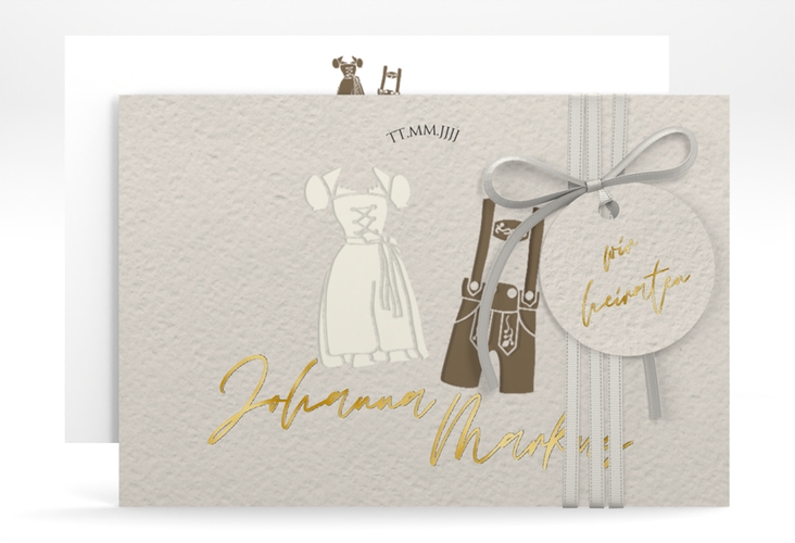 Save the Date-Karte Trachtenhochzeit A6 Karte quer gold mit Dirndl und Lederhose