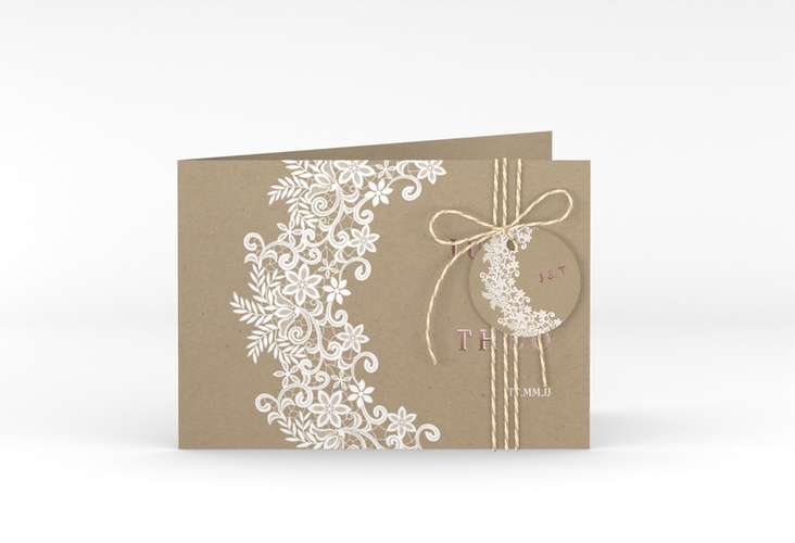 Hochzeitseinladung Mariage A6 Klappkarte quer Kraftpapier rosegold mit Bogen aus weißer Spitze