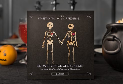Einladungskarte zur Halloween-Hochzeit