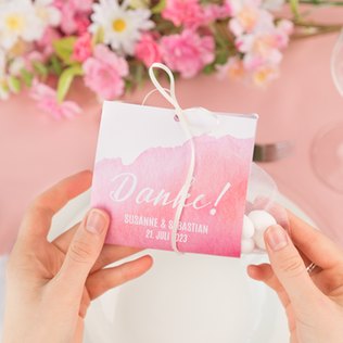 Hochzeitsmandeln als traditionelles Gastgeschenk. Hochzeitsmandeln als traditionelles Gastgeschenk.