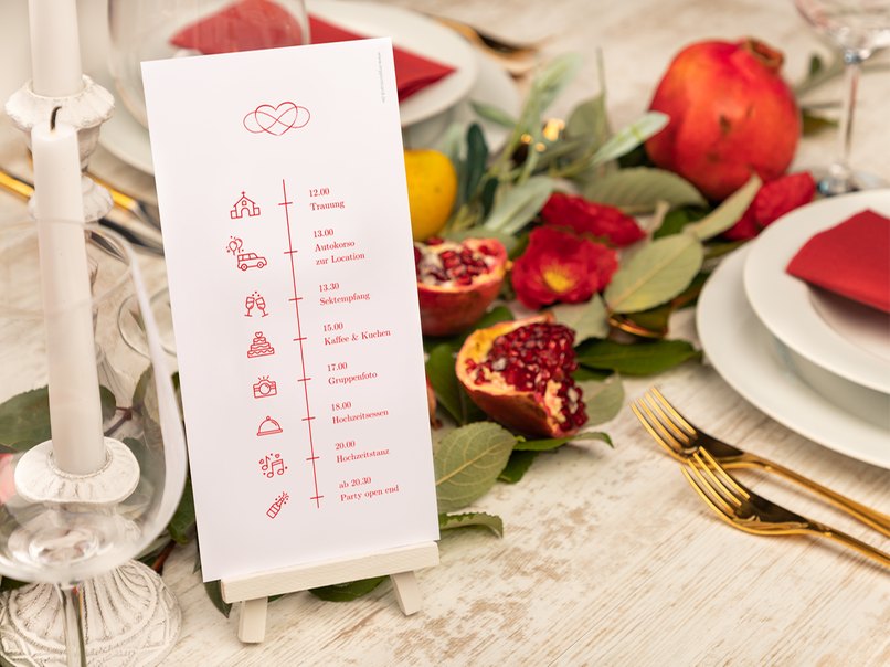 Auf dem Tisch finden die Gäste auch Infos zum zeitlichen Ablauf des Tages. Auf dem Tisch finden die Gäste auch Infos zum zeitlichen Ablauf des Tages.