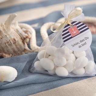 Wir zeigen Euch wie die Hochzeitsfeier im maritimen Stil gelingt