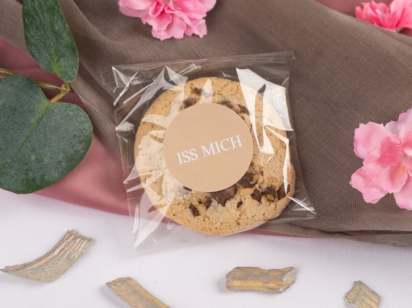 Der Aufkleber mit der personalisierten Aufschrift verleiht dem Gastgeschenk eine persönliche Note Der Aufkleber mit der personalisierten Aufschrift verleiht dem Gastgeschenk eine persönliche Note