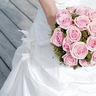 Viel mehr als nur Zierde - Der Brautstrauß brautstrauss-rosa