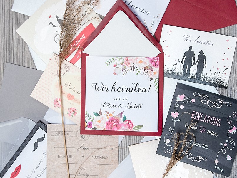 Immer die ganze Kartenkollektion anschauen, um die perfekte Hochzeitseinladung zu finden.