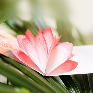 Konfirmationseinaldung mit 3D-Blüte