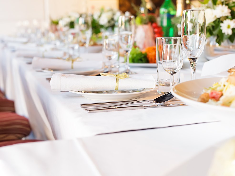 Die optimale Sitzordnung für eine Hochzeit