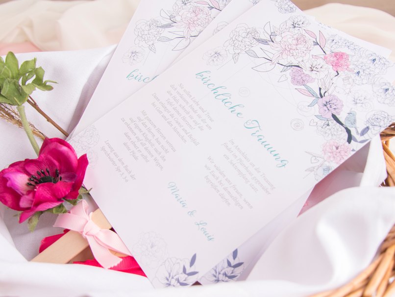 Eine kühle Brise, kombiniert mit Kirchenheften Eine kühle Brise, kombiniert mit Kirchenheften