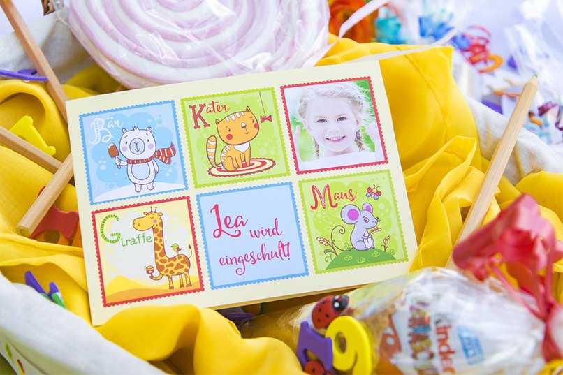 Auch das Tier ABC ist eine beliebte Einladungskarte zur Einschulung