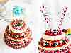 Pompons und Girlanden sehen super als Cake Topper aus