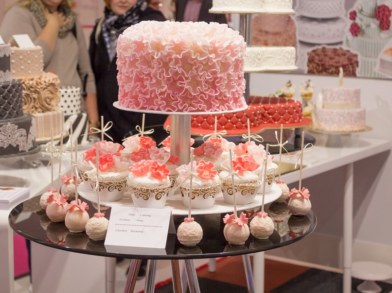 Ruffle Cake, Cake Pops und Cupcakes - Die Conditroei Slanitz überzeugte mit dem Gesamtkonzept.