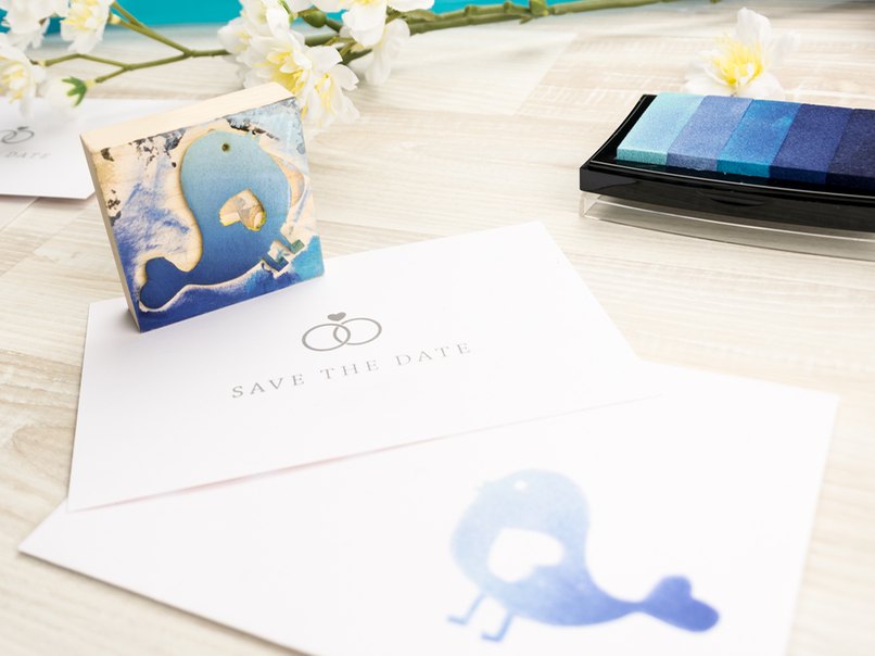 Ein tolles Motiv für einen Hochzeitsstempel ist auch dieses verliebte Vögelchen. Ein tolles Motiv für einen Hochzeitsstempel ist auch dieses verliebte Vögelchen.