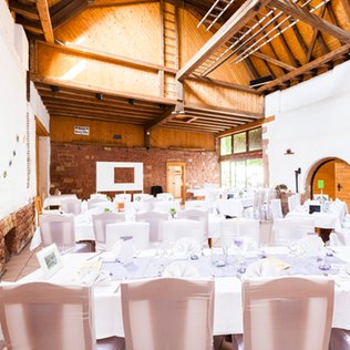 Deko-Ideen für die Scheunenhochzeit