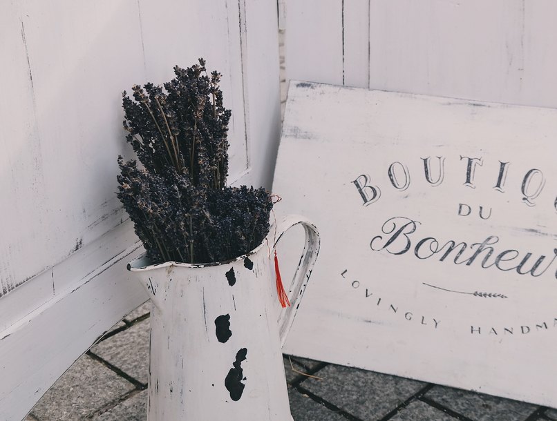 Aus alt mach neu. Das Motto von Shabby Chic Aus alt mach neu. Das Motto von Shabby Chic