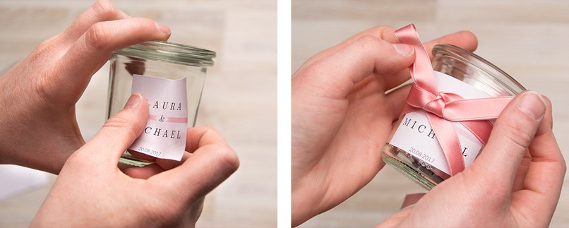 Kerze ins Glas legen, Etikett aufkleben und Schleife darum binden.